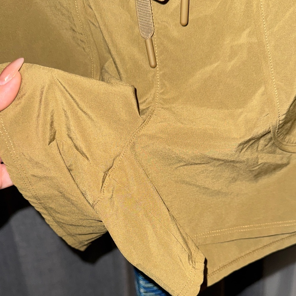 All in Motion-Women's Olive Green Woven Shorts Size Medium - Picture 12 of 12